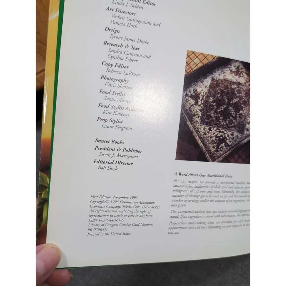 1996 Calphalon Cooks Weeknights Uncomplicated Dishes for Busy People 1st Edition
